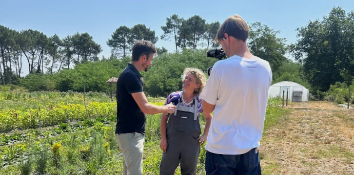Interview chloé Fournier par les journalistes des TF1